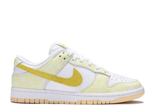 NIKE DUNK LOW "YELLOW STRIKE"