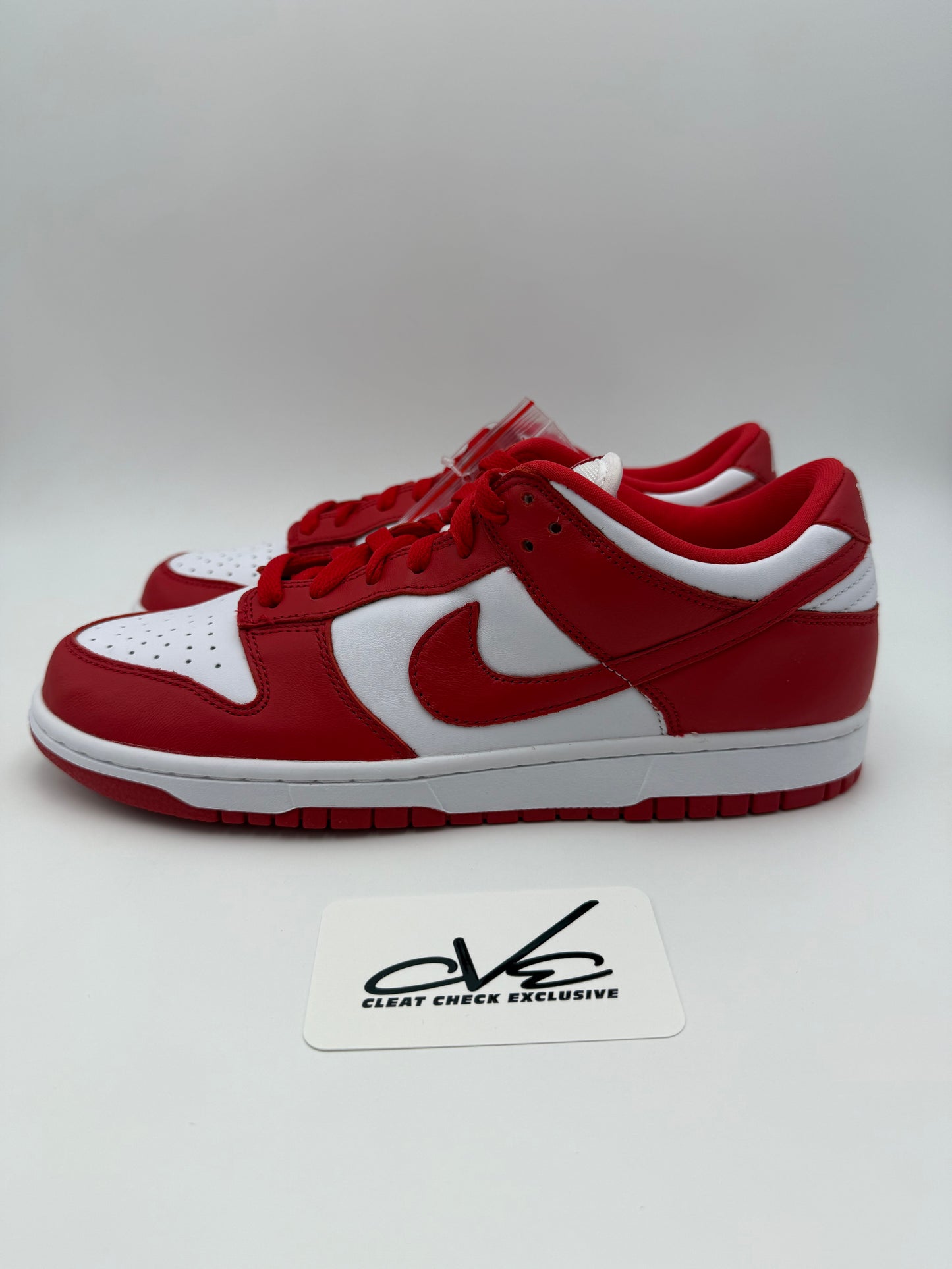 NIKE DUNK LOW "ST. JOHN'S"