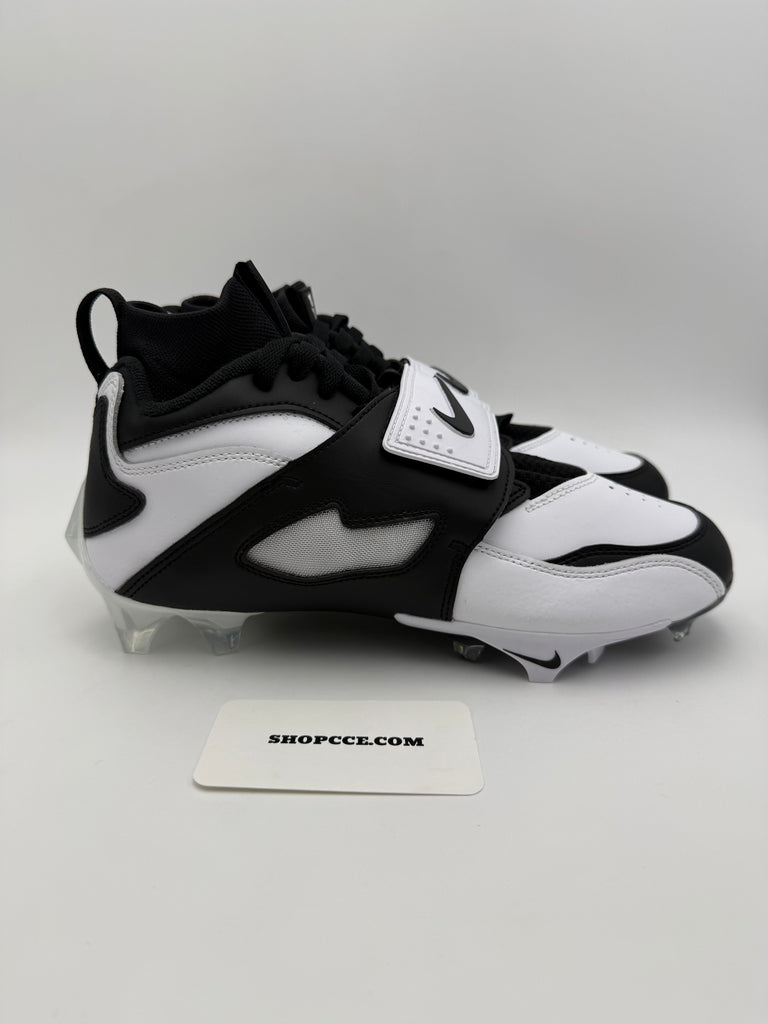 Size 8 - Brand New Men’s Nike Diamond Turf DT 93 Football Cleats