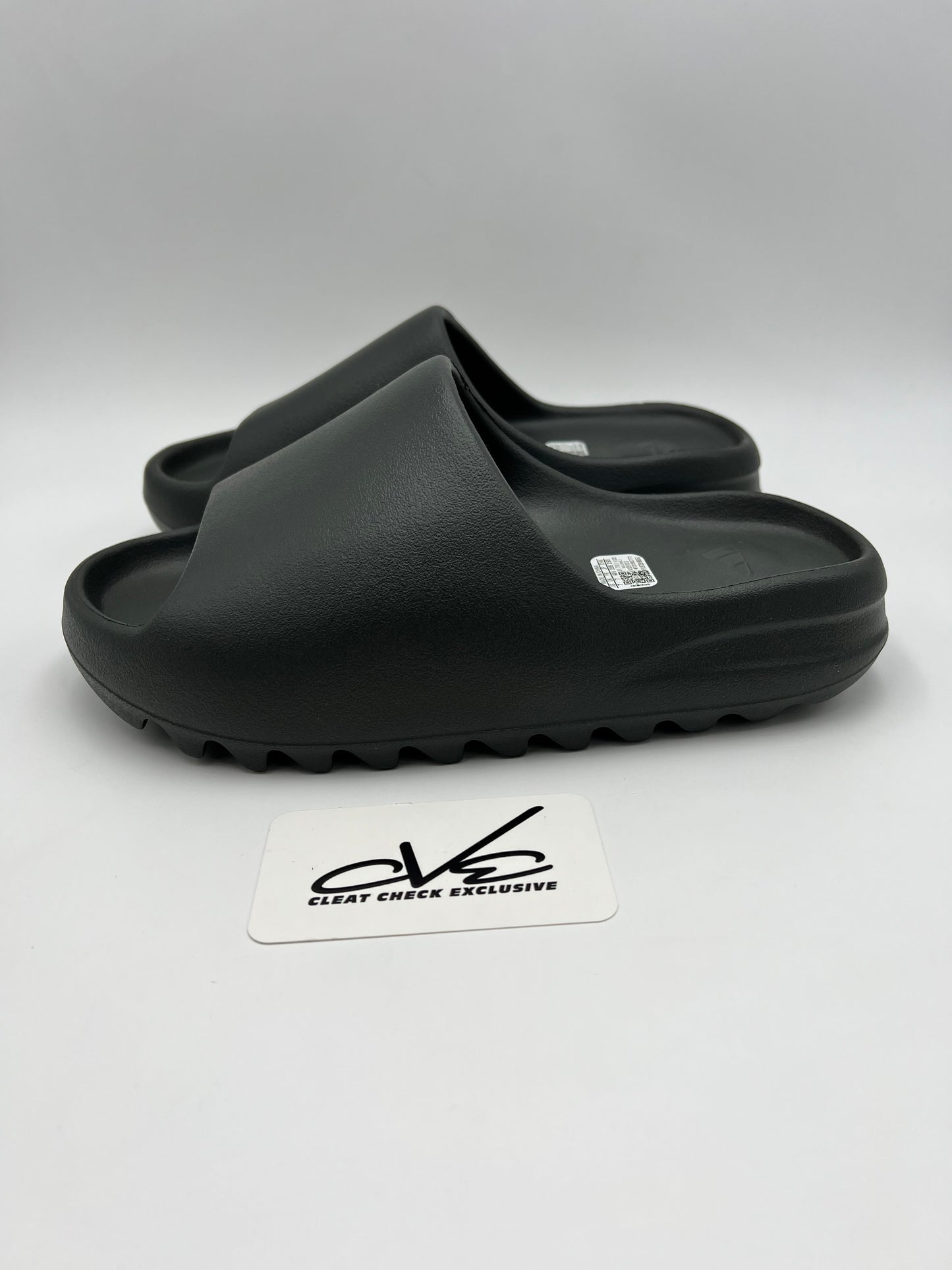 YEEZY SLIDES 'DARK ONYX'